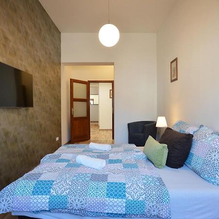 Corner Apartman Eger Bagian luar foto