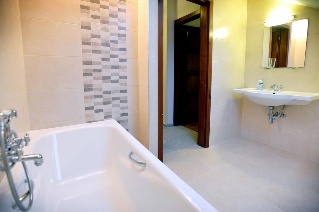 Corner Apartman Eger Ruang foto