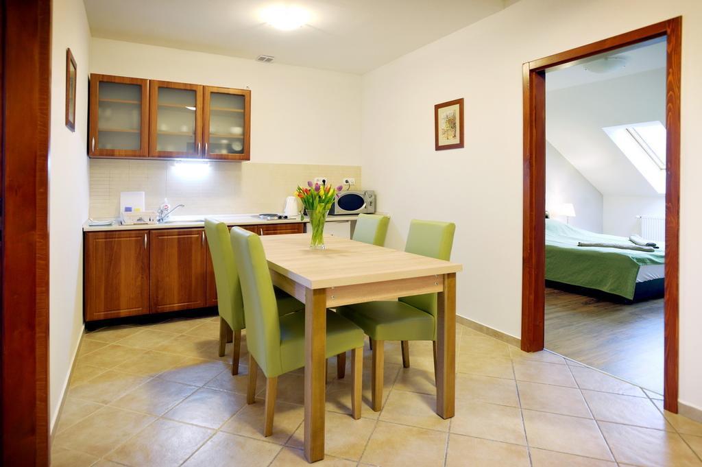 Corner Apartman Eger Ruang foto